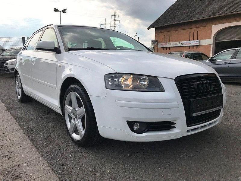 Weiß Gebraucht 2007 Audi A3 Sportback Ambition Limousine | 2.999 € (Superpreis) - Bild 1/4