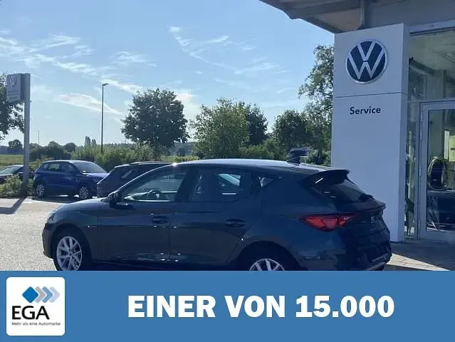 Gebraucht Seat Leon Style 131 PS (96 kW) 2023 Grau metallic