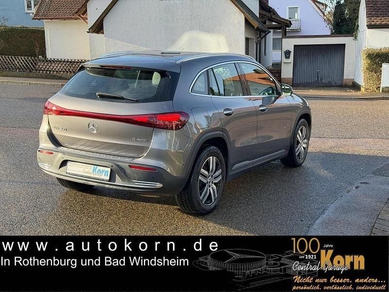 Gebraucht Mercedes EQA300 Progressive 167 kW (228 PS) 2024 Grau SUV