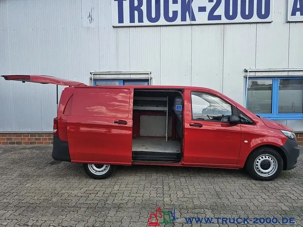 Gebraucht Mercedes Vito 88 PS (64 kW) 2017 Rot Van
