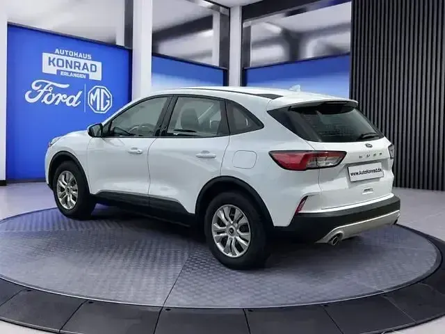 Gebraucht Ford Kuga Cool & Connect 120 PS (88 kW) 2023 Weiß SUV