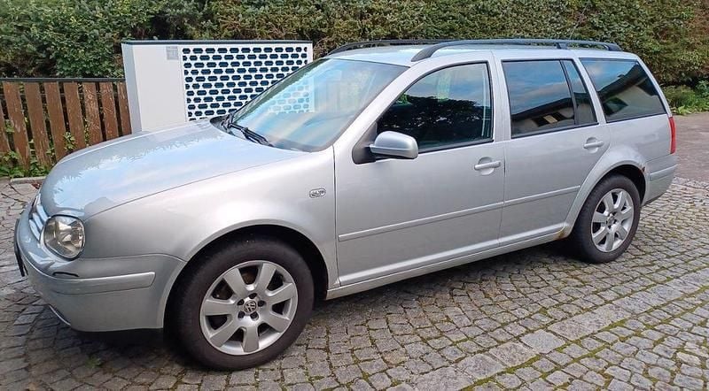 Silber Gebraucht 2005 VW Golf IV Pacific Kombi | 1.600 € (Guter Preis) - Bild 1/4