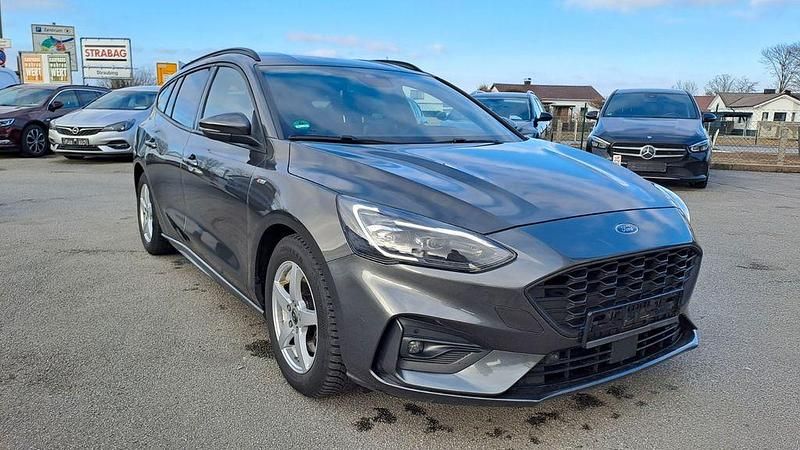 Gebraucht Ford Focus ST-Line 150 PS (110 kW) 2020 Grau Limousine