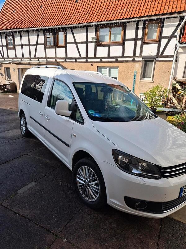 Weiß Gebraucht 2015 VW Caddy Maxi Van / Kleinbus | 10.500 € (Superpreis) - Bild 1/4