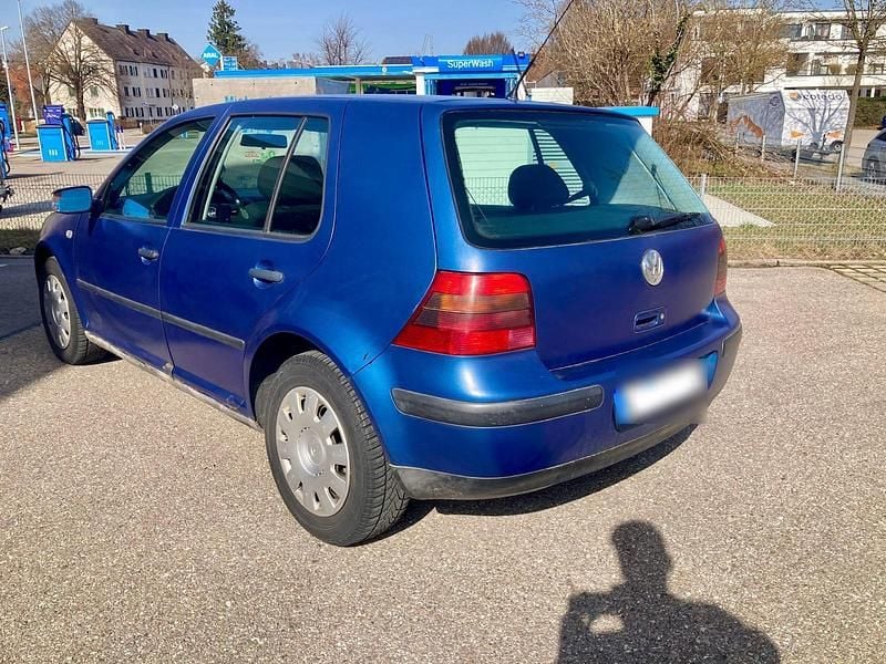 Gebraucht VW Golf IV Edition 75 PS (55 kW) 2001 Blau Kleinwagen