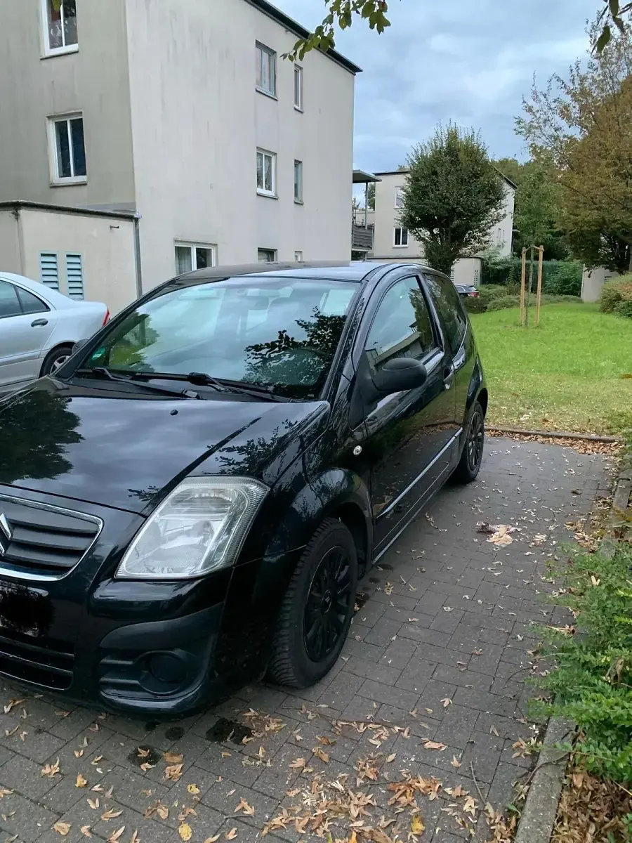 Gebraucht Citroën C2 60 PS (44 kW) 2009 Schwarz Kleinwagen