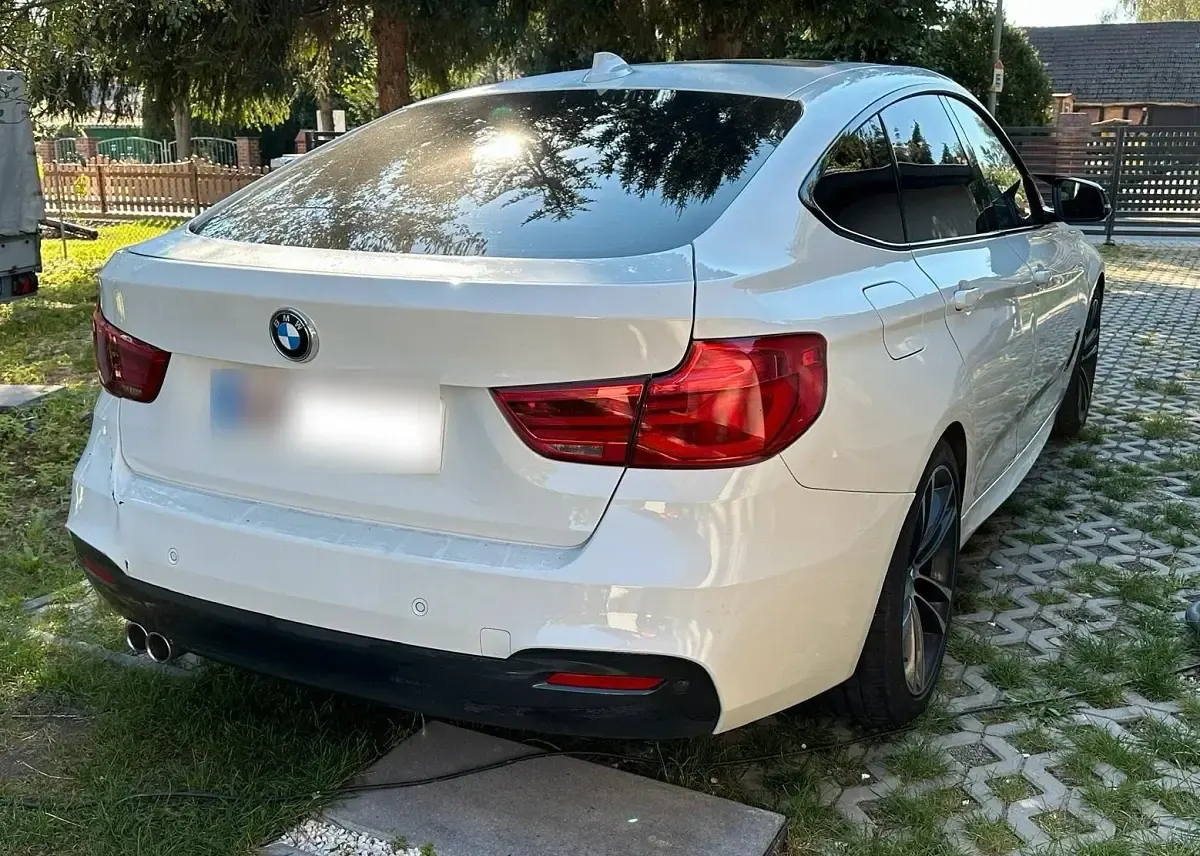 Gebraucht BMW 330 258 PS (189 kW) 2017 Weiß Coupé