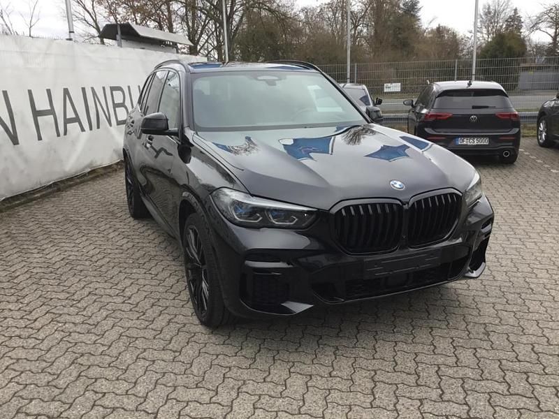 Gebraucht BMW X5 Performance 333 PS (244 kW) 2023 Schwarz SUV