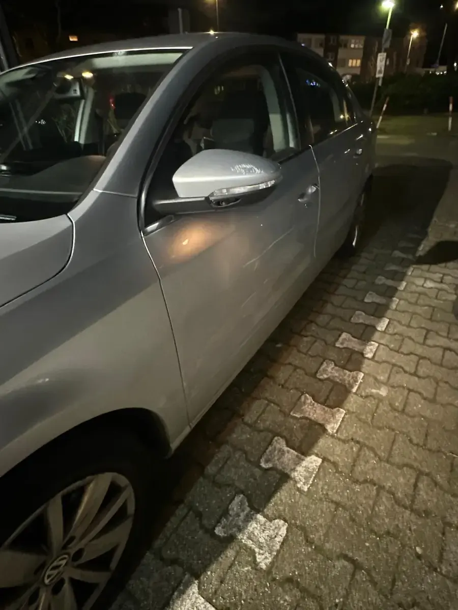 Gebraucht VW Passat 140 PS (102 kW) 2012 Silber Limousine