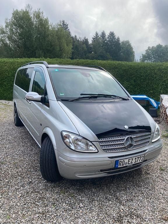 Silber Gebraucht 2007 Mercedes Vito Van / Kleinbus | 10.000 € - Bild 1/4