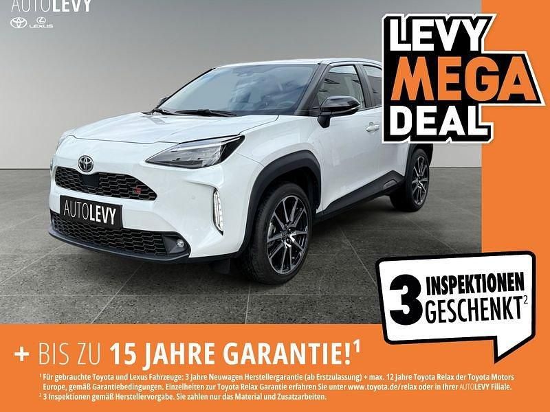 Weiß Gebraucht 2023 Toyota Yaris Cross Sport SUV | 27.990 € - Bild 1/4