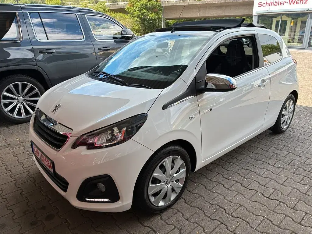 Gebraucht Peugeot 108 Style 69 PS (50 kW) 2017 Weiß Cabrio