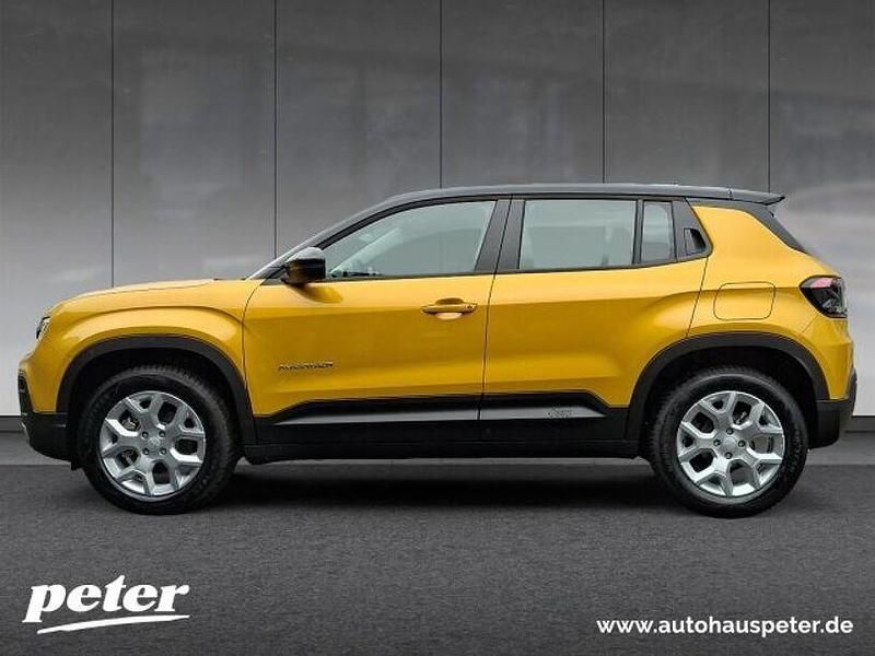 Neu Jeep Avenger Altitude 110 PS (80 kW) 2025 Grau SUV