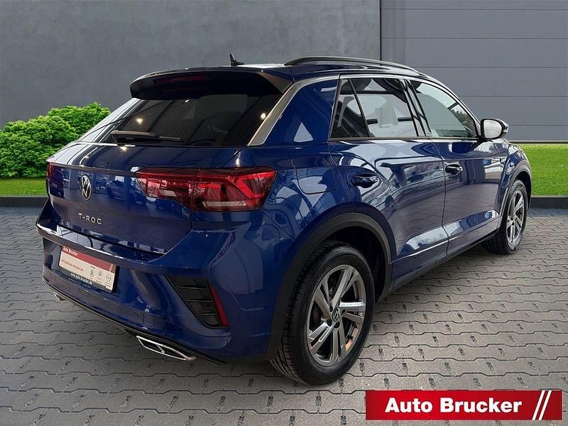 Second-hand VW T-Roc R-line 150 CP (110 kW) 2024 Albastru SUV