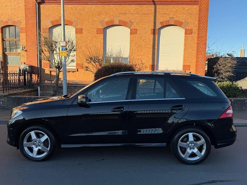 Gebraucht Mercedes ML350 AMG line 258 PS (189 kW) 2014 Schwarz SUV