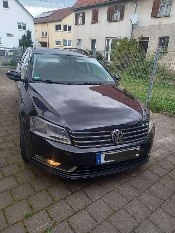 Gebraucht 2012 VW Passat Exclusive Limousine | 4.900 € (Superpreis) - Bild 1/4