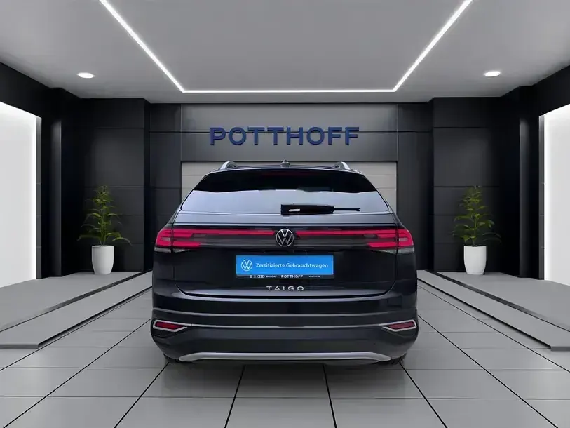 Gebraucht VW Taigo Style 110 PS (80 kW) 2023 Deep black perleffekt SUV