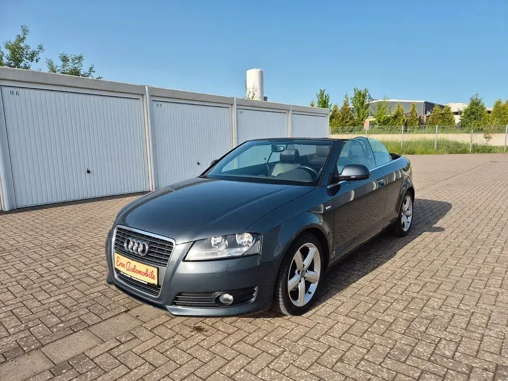 Gebraucht Audi A3 Cabriolet S-Line 160 PS (117 kW) 2010 Grau Cabrio