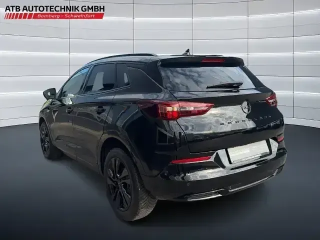 Gebraucht Opel Grandland X 131 PS (96 kW) 2024 Schwarz SUV