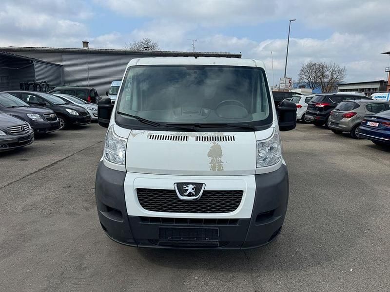 Gebraucht Peugeot Boxer 101 PS (74 kW) 2010 Weiß Van