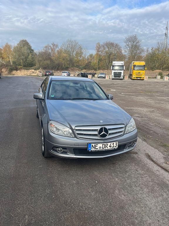 Grau Gebraucht 2008 Mercedes C180 Limousine | 4.999 € (Guter Preis) - Bild 1/4