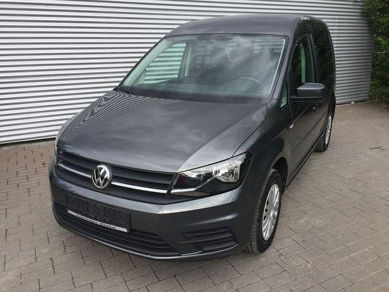 Grau Gebraucht 2015 VW Caddy Trendline Van / Kleinbus | 21.990 € - Bild 1/3