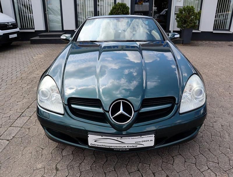 Gebraucht Mercedes SLK350 272 PS (200 kW) 2007 Grün Cabrio