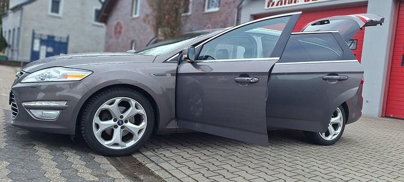 Gebraucht Ford Mondeo Titanium 200 PS (147 kW) 2014 Andere farben Kombi