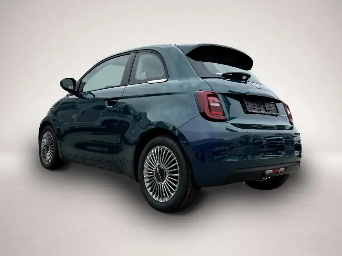 Neu Fiat 500 Icon 65 PS (47 kW) 2026 Manufacturer