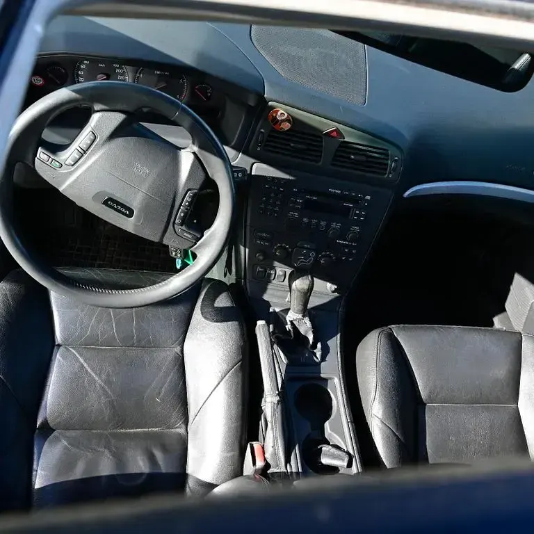 Gebraucht Volvo V70 163 PS (119 kW) 2002 Schwarz Kombi