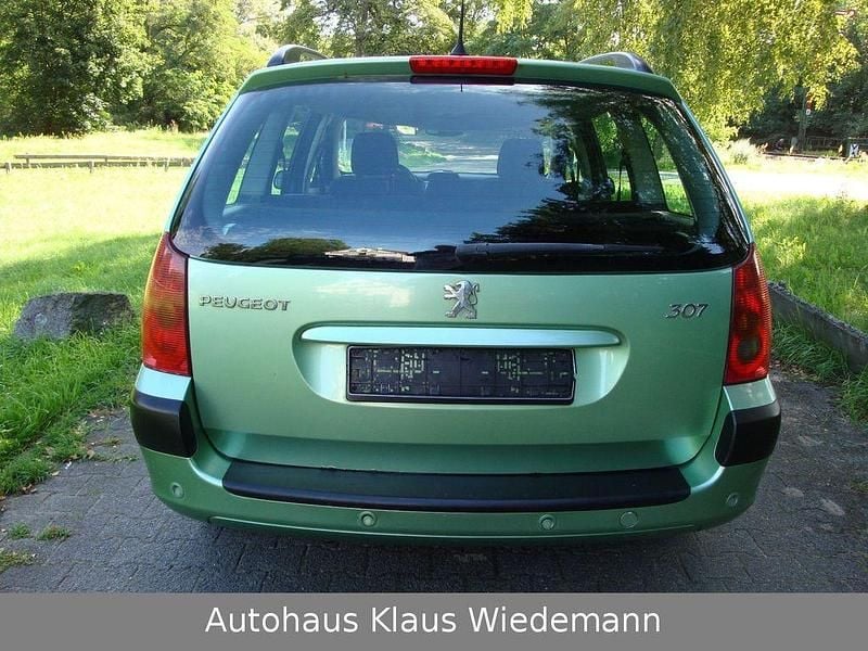 Gebraucht Peugeot 307 Filou 109 PS (80 kW) 2003 Grün Kombi