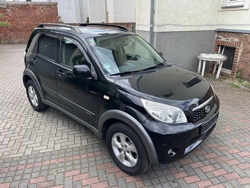 Gebraucht Daihatsu Terios 102 PS (75 kW) 2011 Schwarz SUV