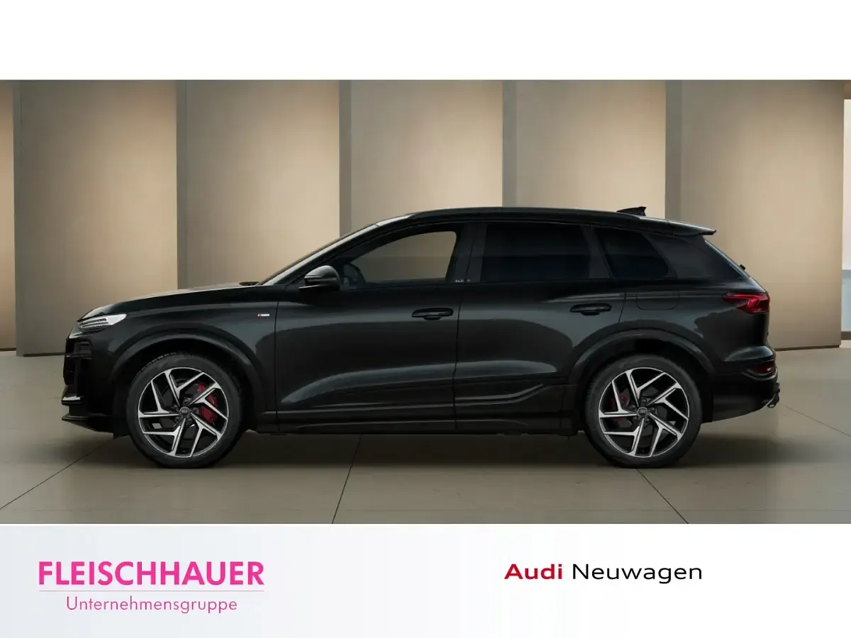 Neu Audi Q6 e-tron Business 225 kW (306 PS) 2026 Schwarz SUV