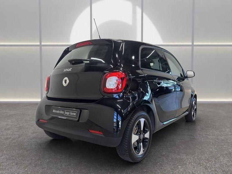 Gebraucht Smart ForFour Electric Drive Passion 60 kW (82 PS) 2021 Schwarz Limousine