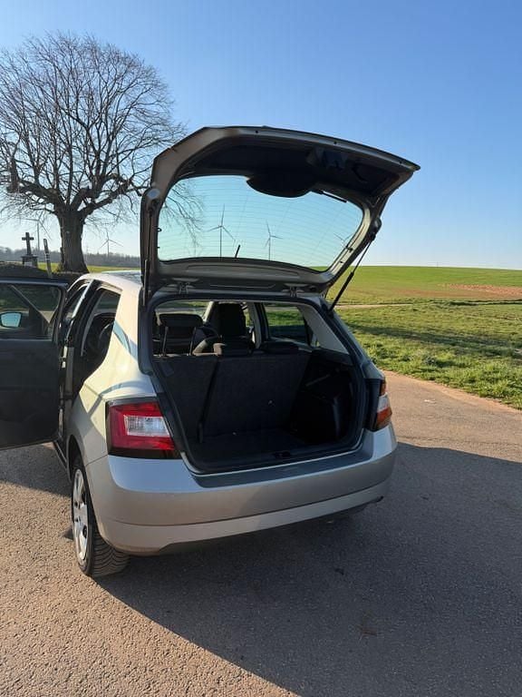 Gebraucht Skoda Fabia Active 60 PS (44 kW) 2017 Beige Limousine