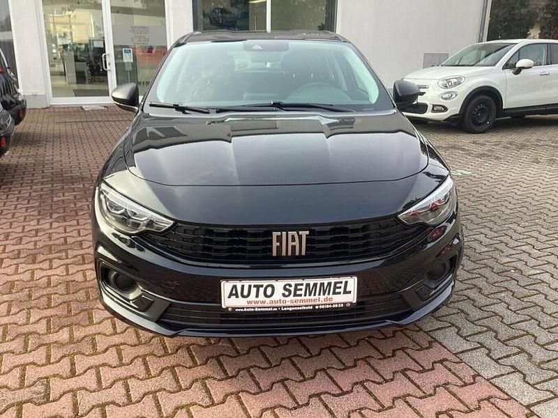 Gebraucht Fiat Tipo Life 131 PS (96 kW) 2024 New nero Kombi