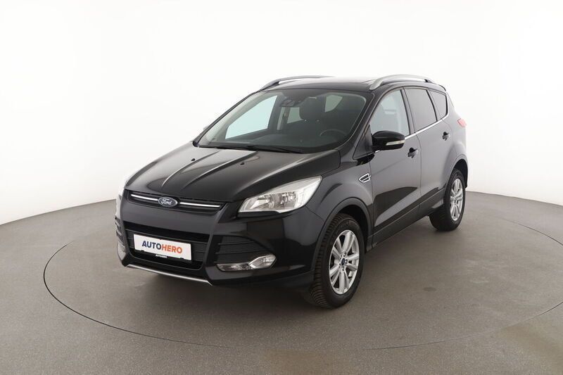 Schwarz Gebraucht 2016 Ford Kuga SYNC Edition SUV | 16.940 € (Etwas zu teuer) - Bild 1/4