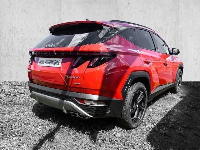 Gebraucht Hyundai Tucson Blackline 179 PS (131 kW) 2023 Engine red / sol SUV
