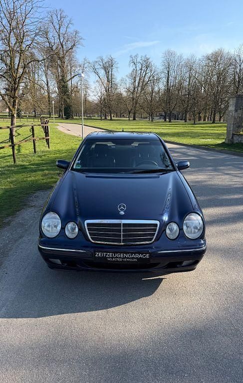 Gebraucht Mercedes E430 279 PS (205 kW) 1999 Blau Limousine