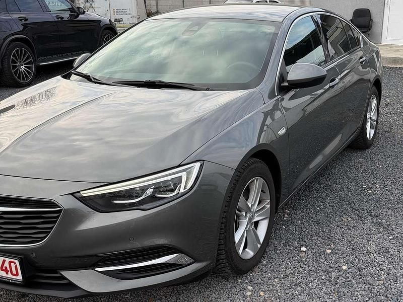 Gebraucht Opel Insignia Selection 170 PS (125 kW) 2018 Bronze Kombi