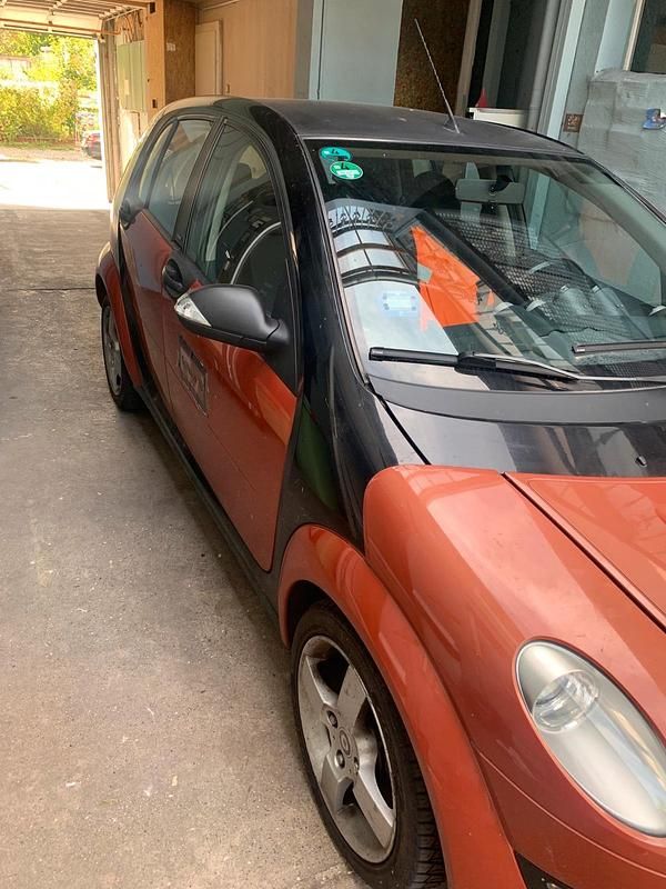 Orange Gebraucht 2005 Smart ForFour Kleinwagen | 1.950 € - Bild 1/4