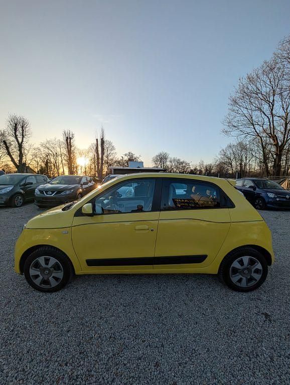 Gebraucht Renault Twingo 69 PS (50 kW) 2016 Gelb Kleinwagen