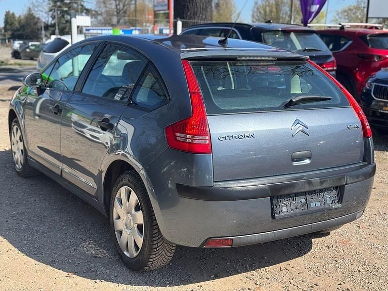Używany Citroën C4 109 KM (80 kW) 2006 Szary Sedan/Limuzyna