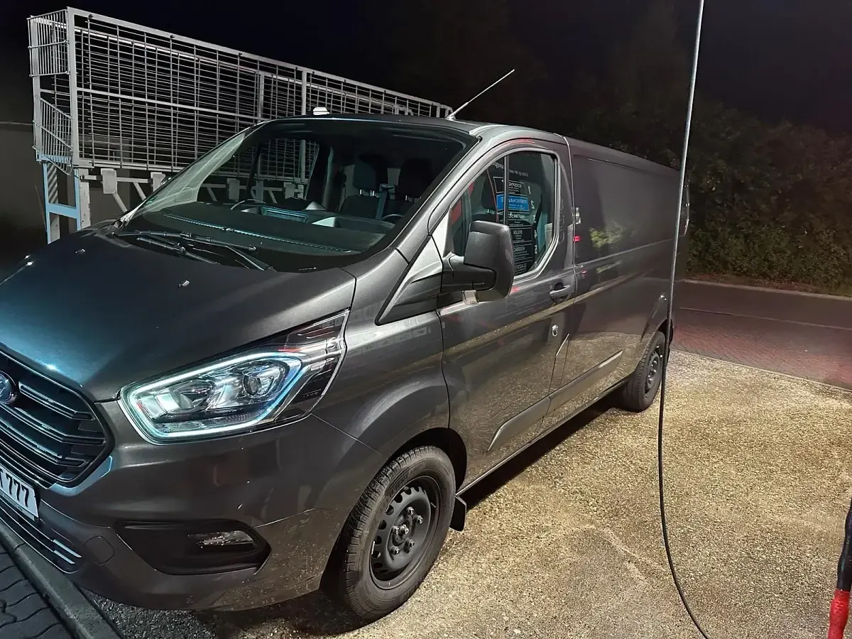Gebraucht Ford Transit Custom 136 PS (100 kW) 2024 Grau Van / Kleinbus