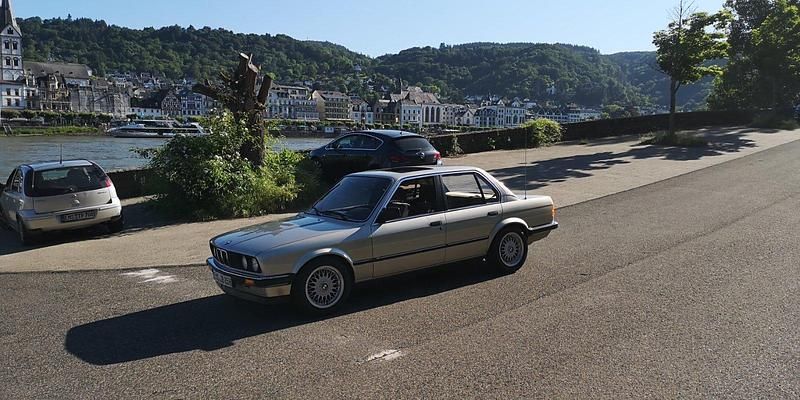 Gebraucht BMW 325 122 PS (89 kW) 1985 Beige Limousine