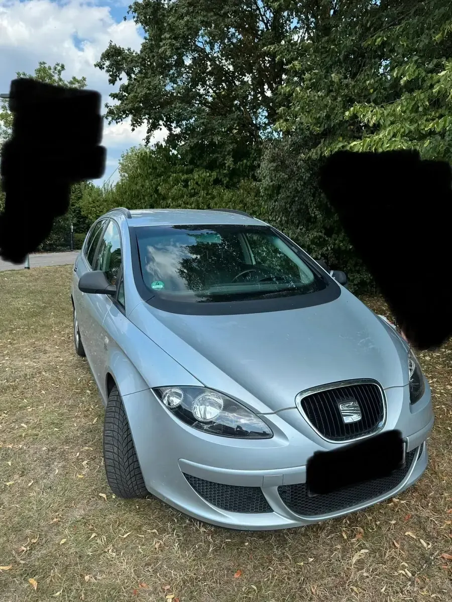Gebraucht Seat Altea XL 102 PS (75 kW) 2007 Silber Van / Kleinbus