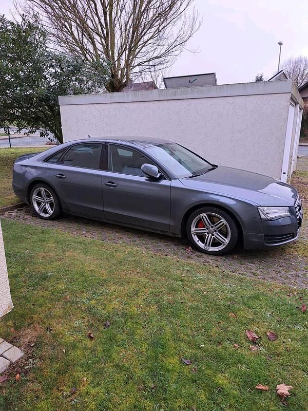 Gebraucht Audi A8 250 PS (183 kW) 2010 Grau Limousine