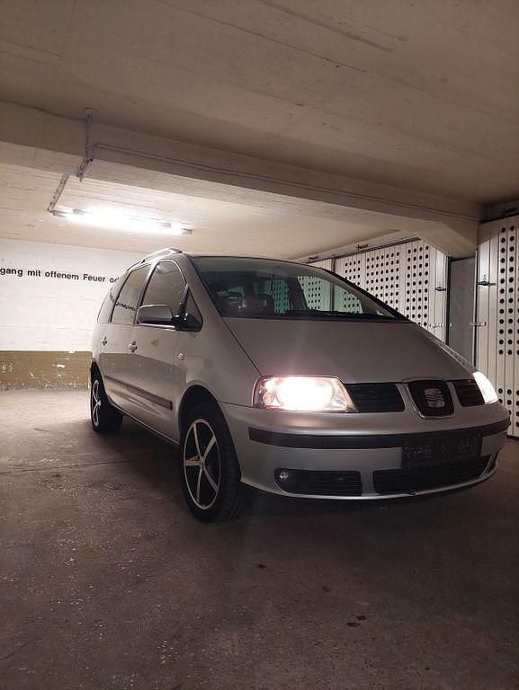 Gebraucht Seat Alhambra 116 PS (85 kW) 2005 Grau Van / Kleinbus
