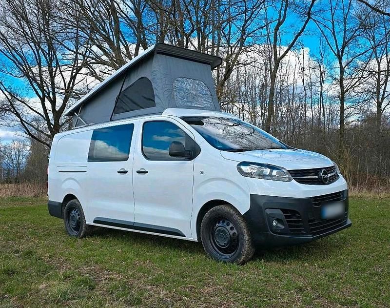 Gebraucht Opel Vivaro 177 PS (130 kW) 2020 Weiß Van / Kleinbus