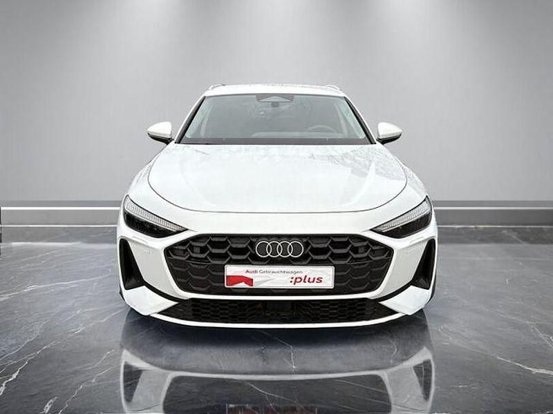 Gebraucht Audi A5 Ambiente 204 PS (150 kW) 2025 Weiß Kombi